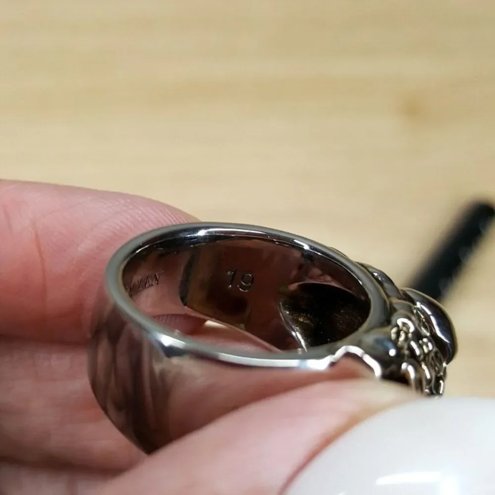 ALEXANDER MCQUEEN Jewelry Mens Size 9 / 19 Ring Silver Floral Skull $350